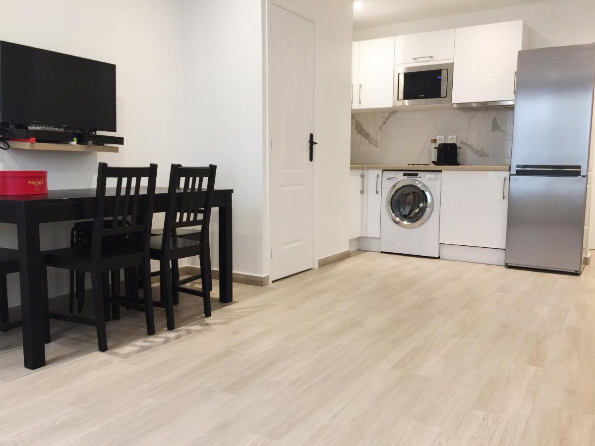 New Apartment In The Heart Of Le Marais Paris Exterior photo